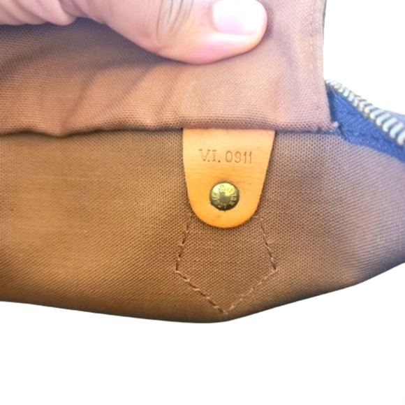 Fabulous STEAL! LOUIS VUITTON SPEEDY 30 #M41526 SATCHEL / BOSTON BAG #7 - Picture 3 of 15